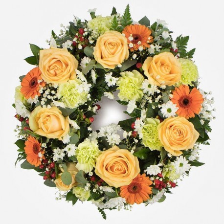 Classic Wreath in Peach & Green.